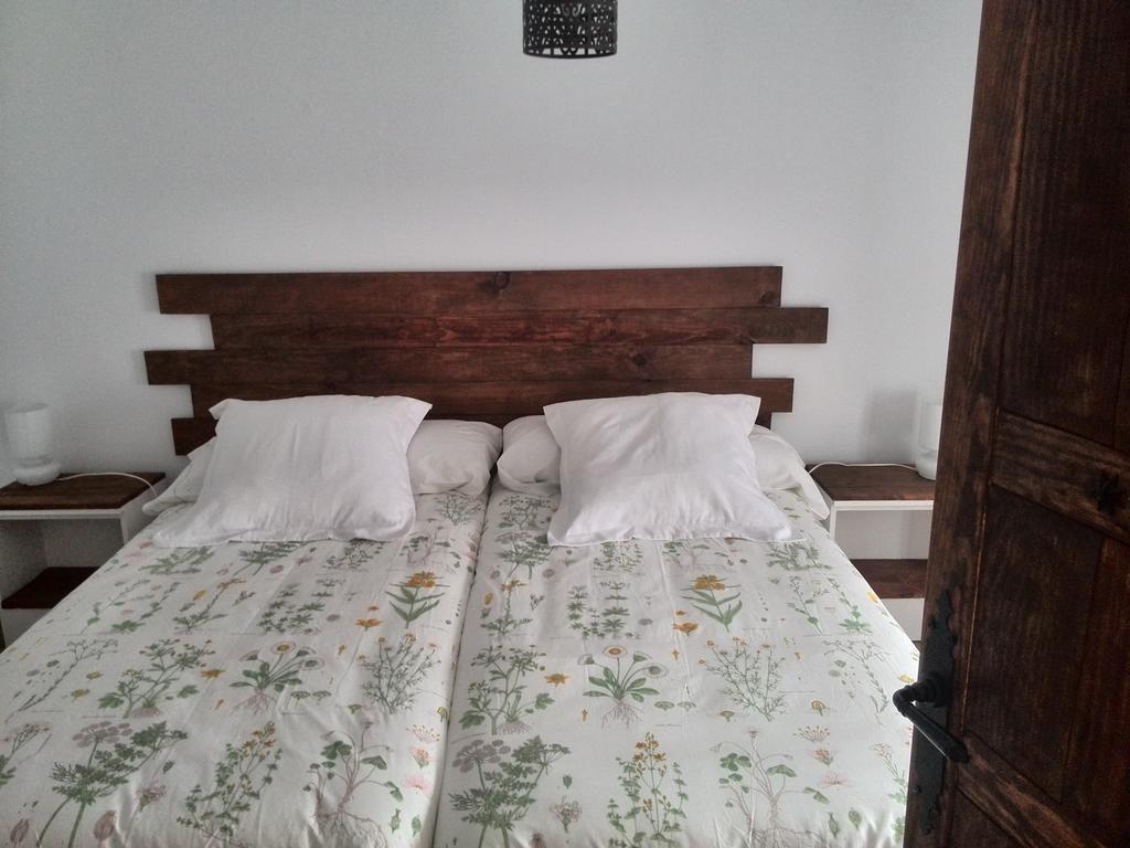 Nido Menas Villa Torrejon el Rubio Ngoại thất bức ảnh